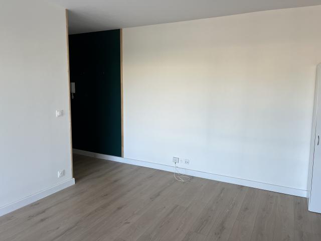 Location appartement T2 St Jacques de la Lande - Photo 4