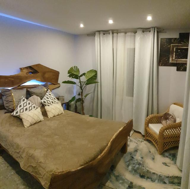Location maison F5 St Raphael - Photo 5