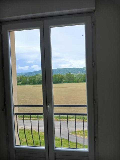 Location appartement T4 Ste Aulde - Photo 2