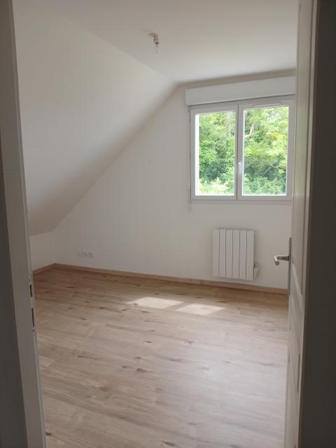 Location appartement T4 Ste Aulde - Photo 3