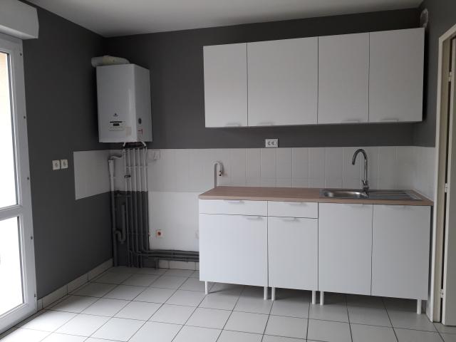 Location maison F4 Monce en Belin - Photo 2
