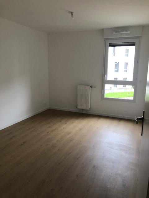Location appartement T2 Boussy St Antoine - Photo 3