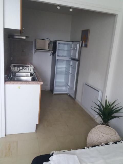 Location studio St Etienne - Photo 6