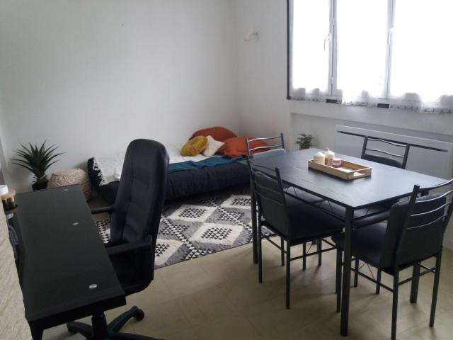 Location studio St Etienne - Photo 7