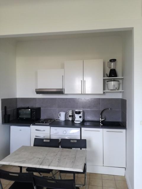 Location appartement T2 Marseille 05 - Photo 3