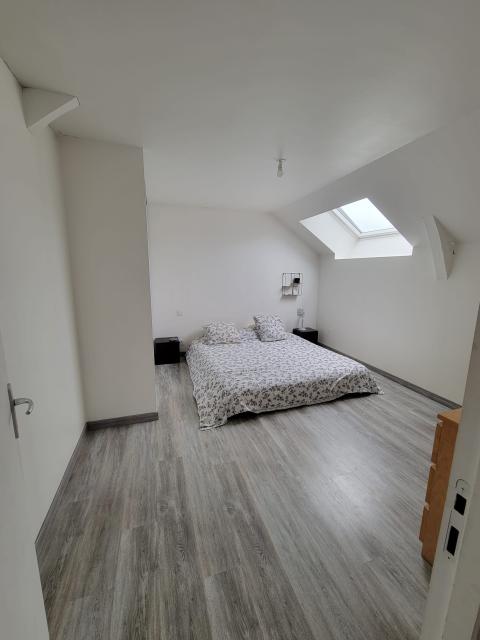 Location maison F6 Chevaigne - Photo 5