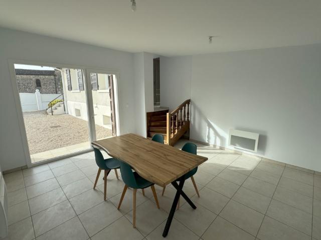 Location appartement T3 St Maurice de Gourdans - Photo 4