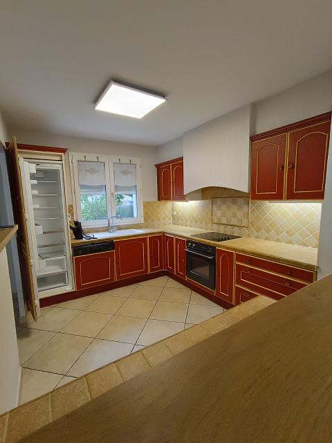 Location maison F5 Emerainville - Photo 2