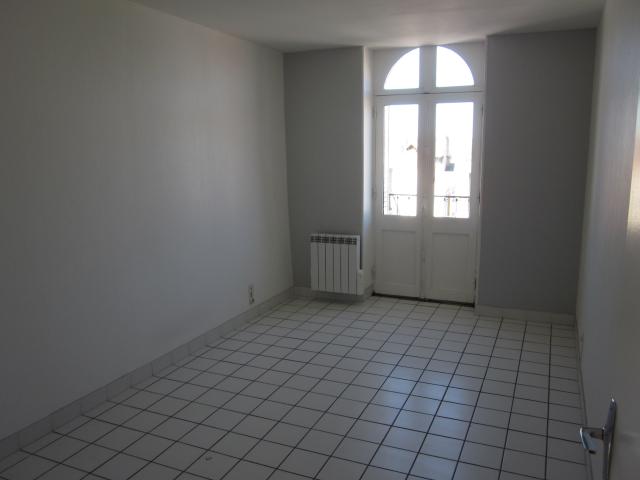 Location appartement T2 Montlucon - Photo 3