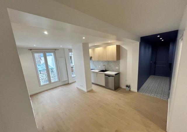 Location appartement T2 Paris 17 - Photo 1