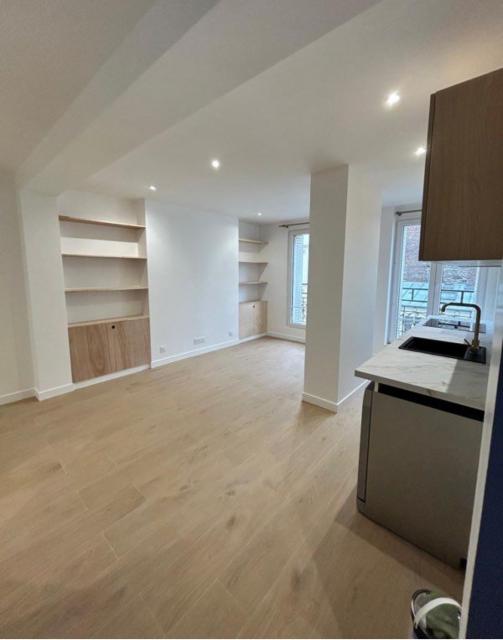 Location appartement T2 Paris 17 - Photo 2