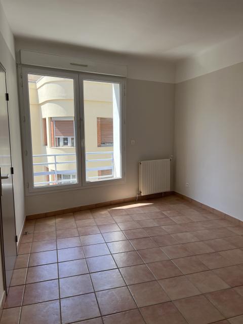 Location appartement T4 Marseille 05 - Photo 6