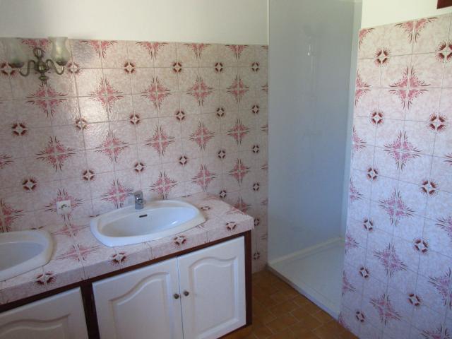 Location appartement T2 St Genis de Saintonge - Photo 2