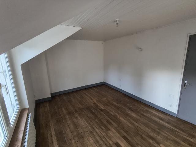 Location maison F3 Fougeres - Photo 2