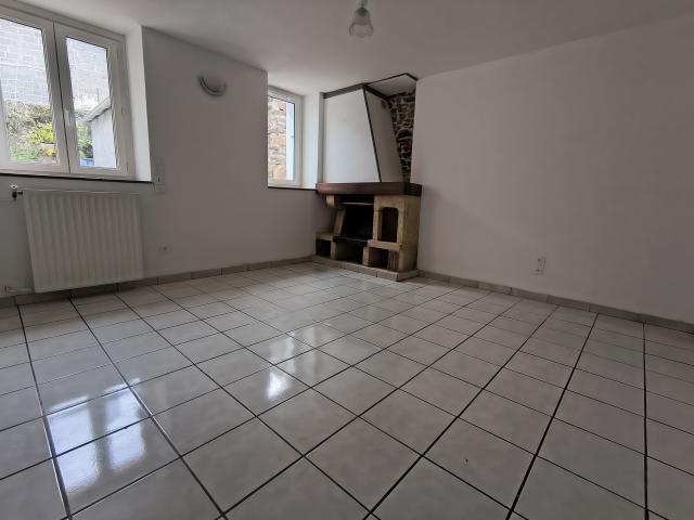 Location maison F3 Fougeres - Photo 4