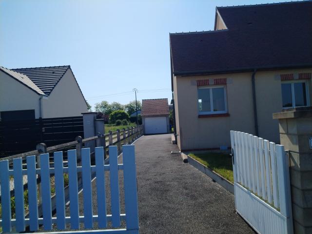 Location maison F3 Poilly Lez Gien - Photo 2