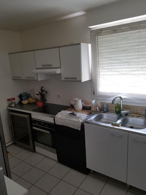 Location appartement T4 Bourgoin Jallieu - Photo 3