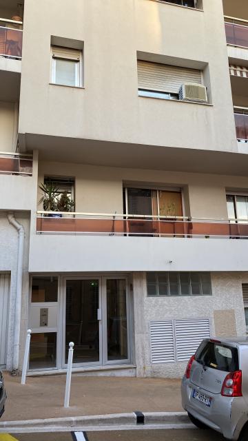 Location studio Toulon - Photo 4