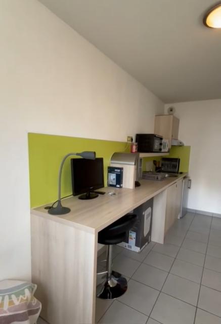 Location studio Marseille 14 - Photo 2