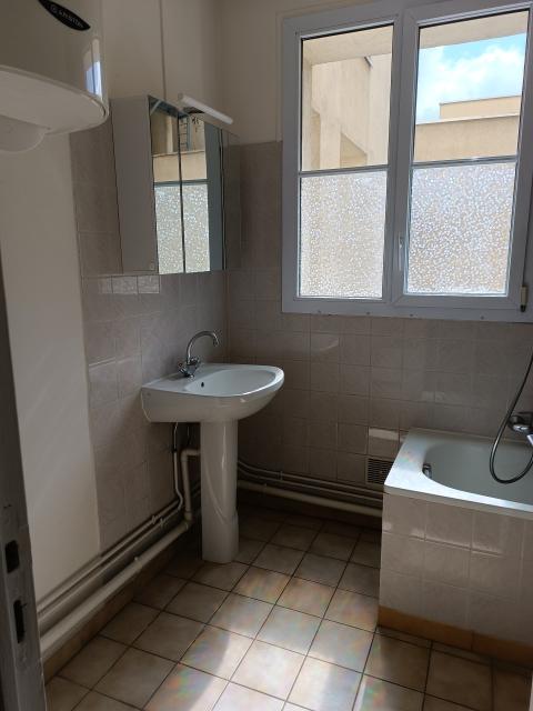 Location appartement T3 Paris 19 - Photo 5