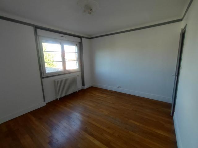 Location maison F7 Brienne le Chateau - Photo 4