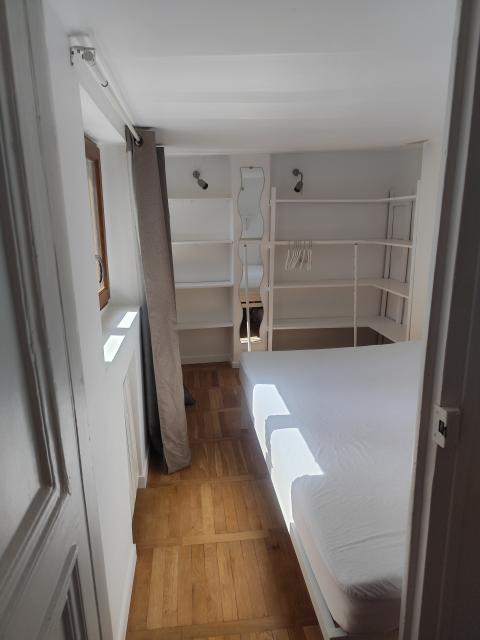 Location appartement T2 Paris 06 - Photo 5