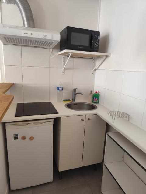 Location appartement T2 Paris 06 - Photo 7