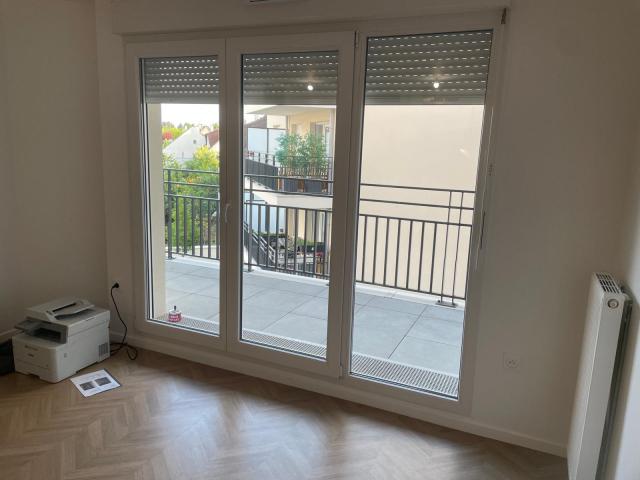 Location appartement T2 Chennevieres sur Marne - Photo 2