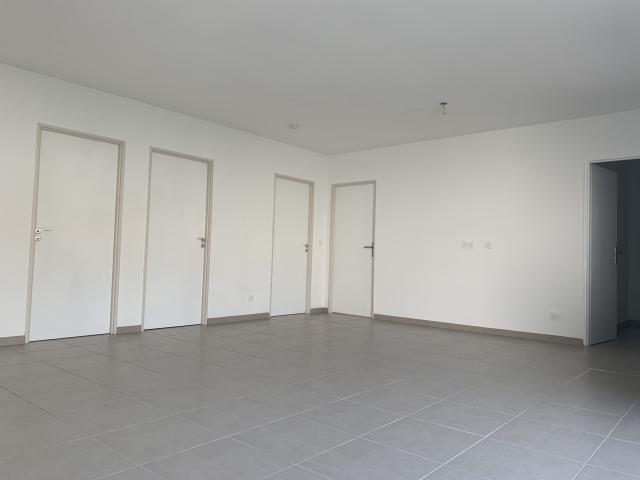 Location maison F4 Entraigues sur la Sorgue - Photo 3