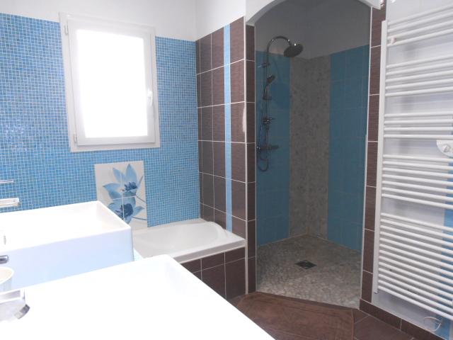 Location maison F4 Rochefort du Gard - Photo 5
