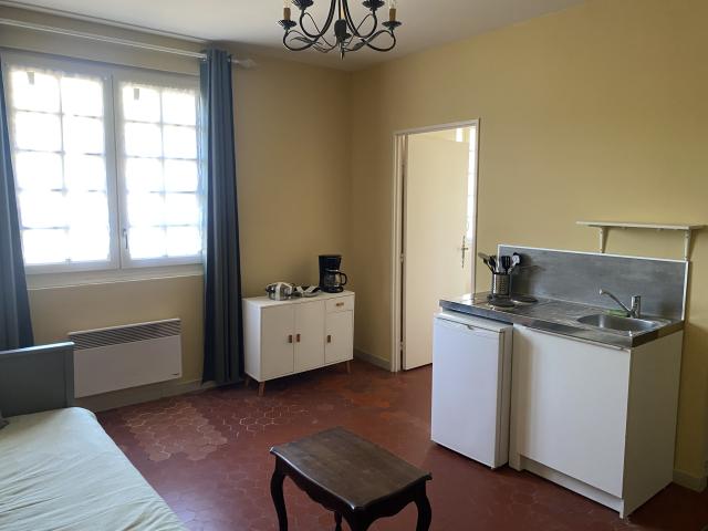 Location studio Marseille 13 - Photo 2