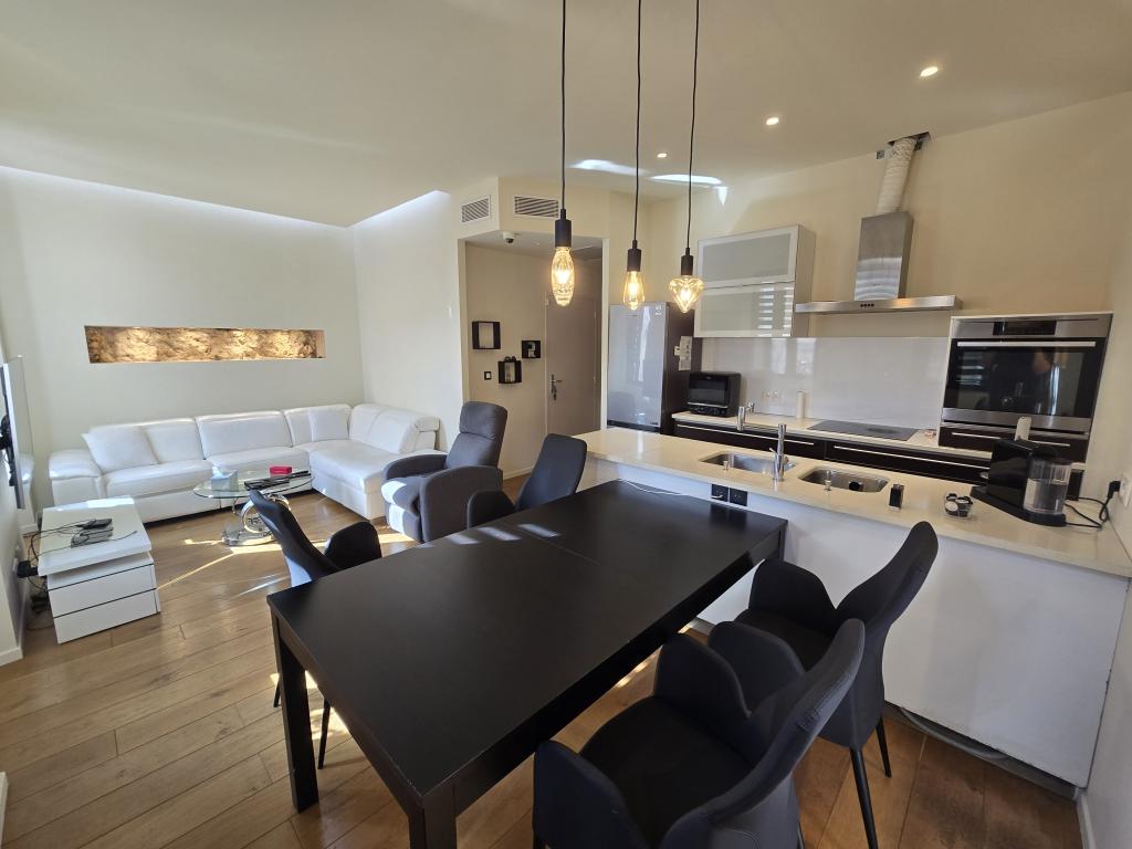Location chambre Marseille 07 - Photo 2