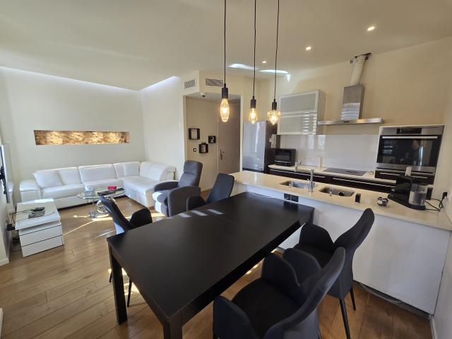 Location appartement T3 Marseille 07 - Photo 2