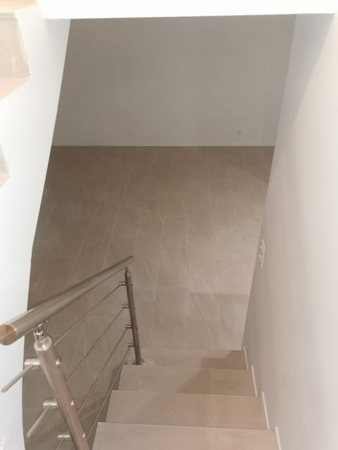 Location maison F4 Nimes - Photo 4