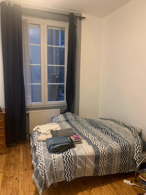 Location appartement T2 St Etienne - Photo 2