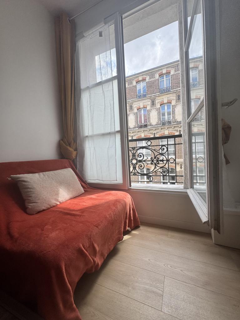 Location chambre Paris 03 - Photo 1
