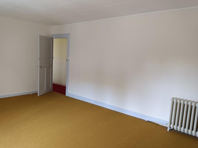 Location maison F8 Doue la Fontaine - Photo 4