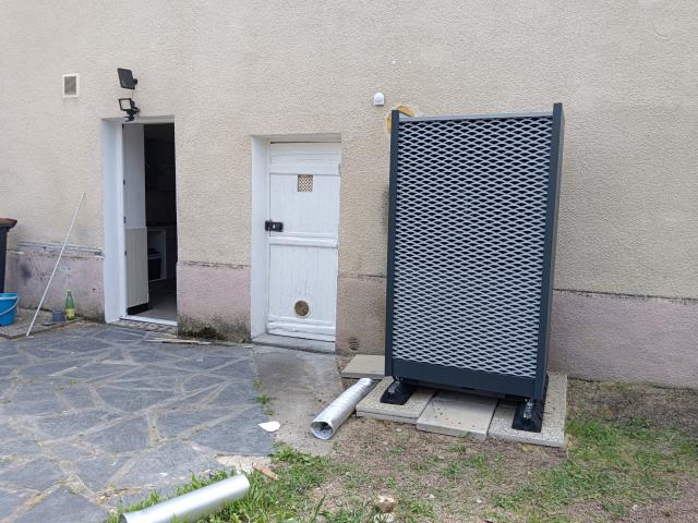 Location maison F8 Doue la Fontaine - Photo 6