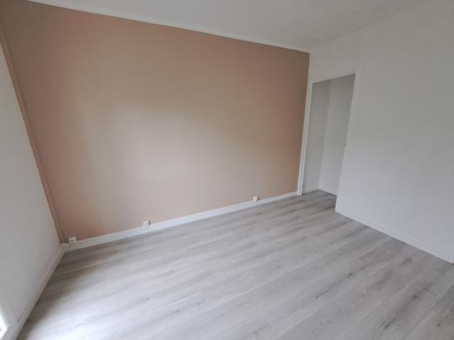 Location maison F4 Quimper - Photo 10
