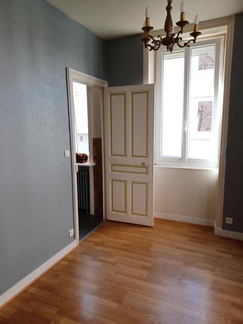 Location maison F6 Cours la Ville - Photo 5