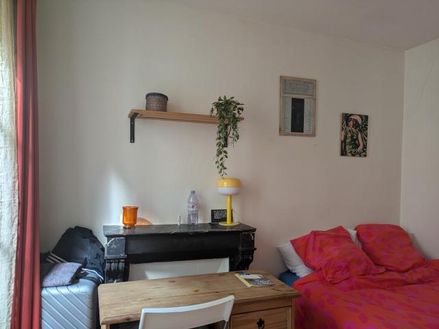 Location appartement T2 Paris 18 - Photo 2