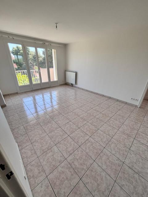 Location appartement T4 Orange - Photo 2