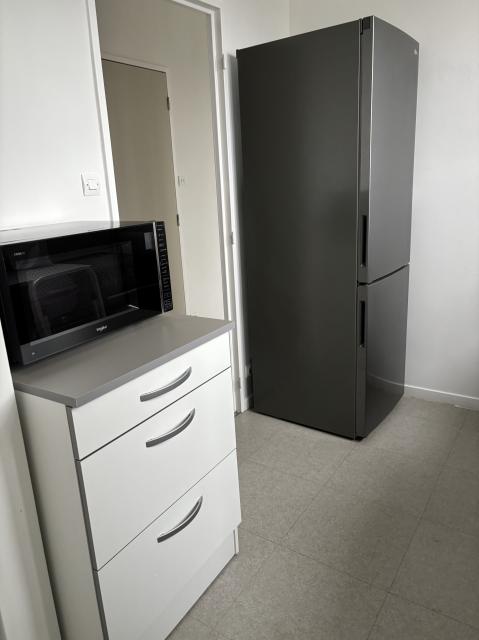 Location studio St Cyr sur Loire - Photo 2