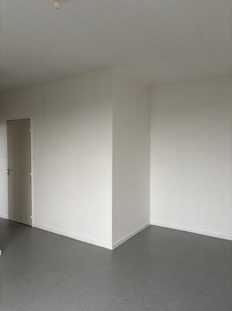 Location studio St Cyr sur Loire - Photo 5