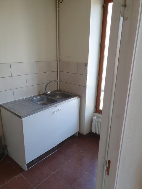 Location appartement T2 Corbeil Essonnes - Photo 2