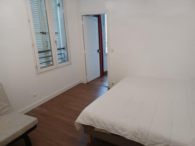 Location appartement T2 Paris 09 - Photo 5