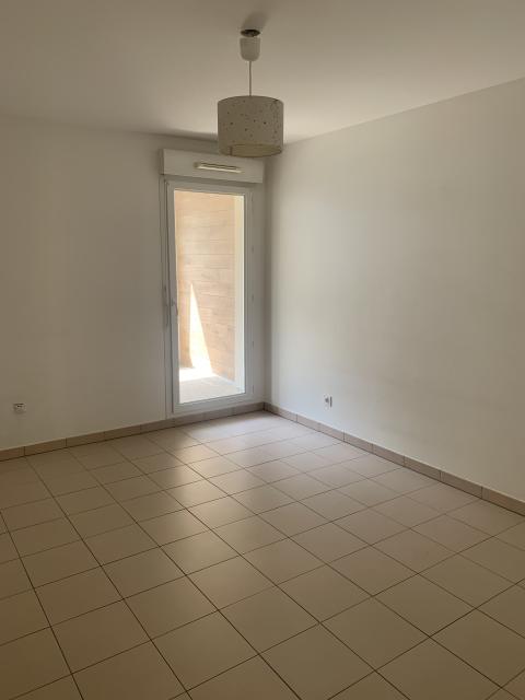 Location appartement T3 Marseille 09 - Photo 4