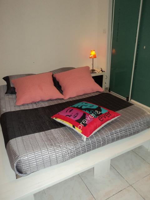 Location appartement T2 Marseille 07 - Photo 2