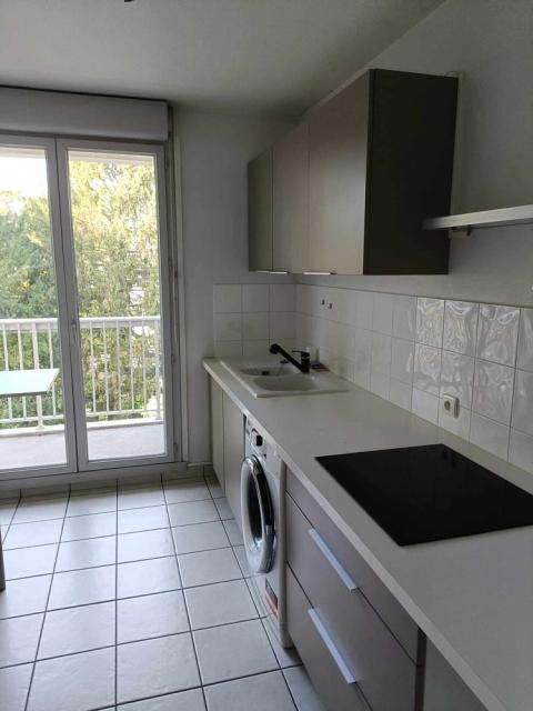 Location appartement T4 Lyon 9 - Photo 4