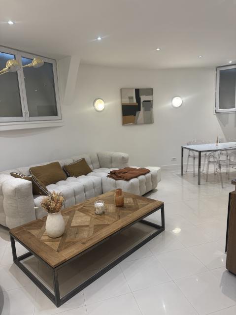 Location appartement T4 Paris 16 - Photo 5